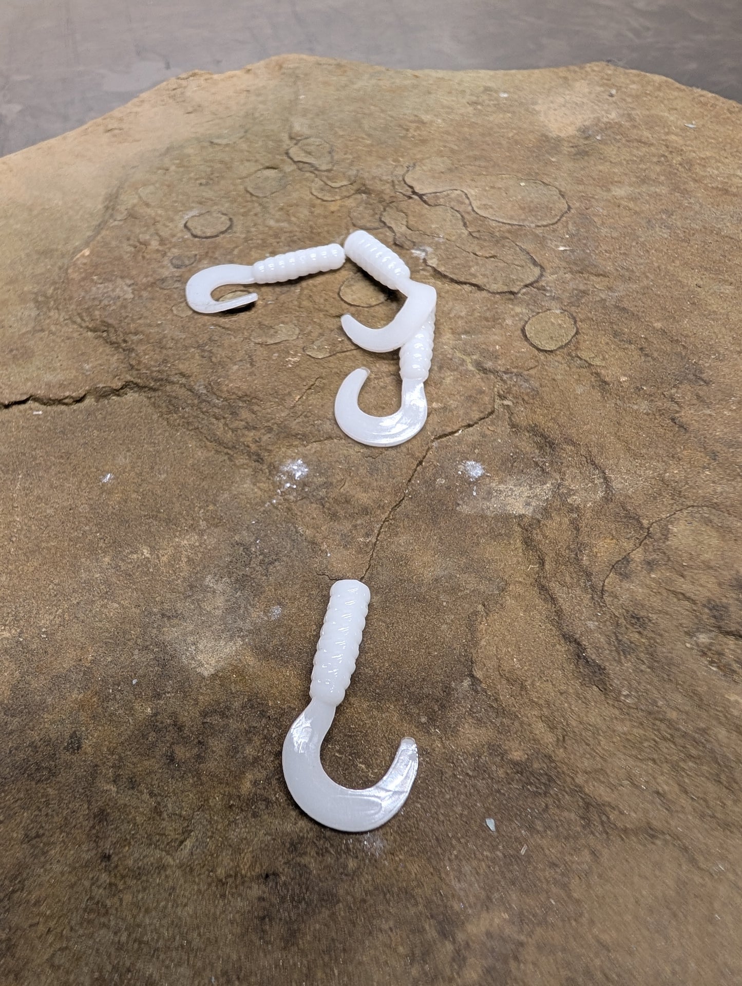 1" Grub (Pack of 15)