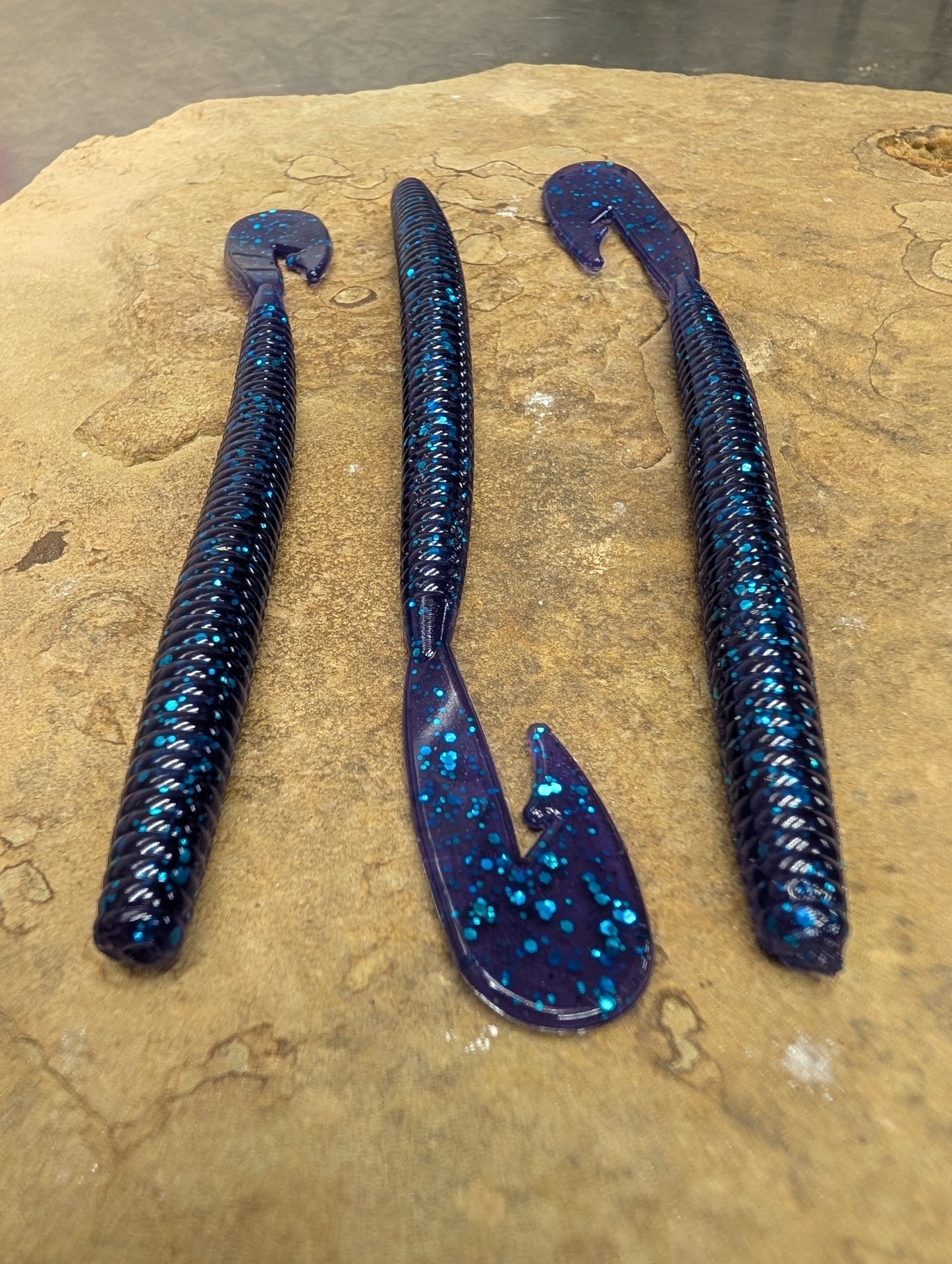 5.75" Assault Worm (Pack of 6)