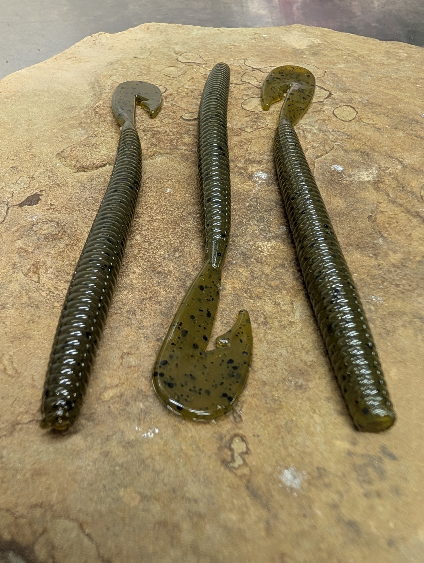 5.75" Assault Worm (Pack of 6)
